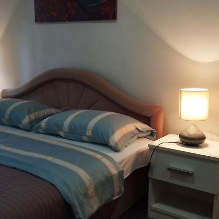 Quiet Apartment In City Center, Free Private Parking Sarajevo Exterior foto