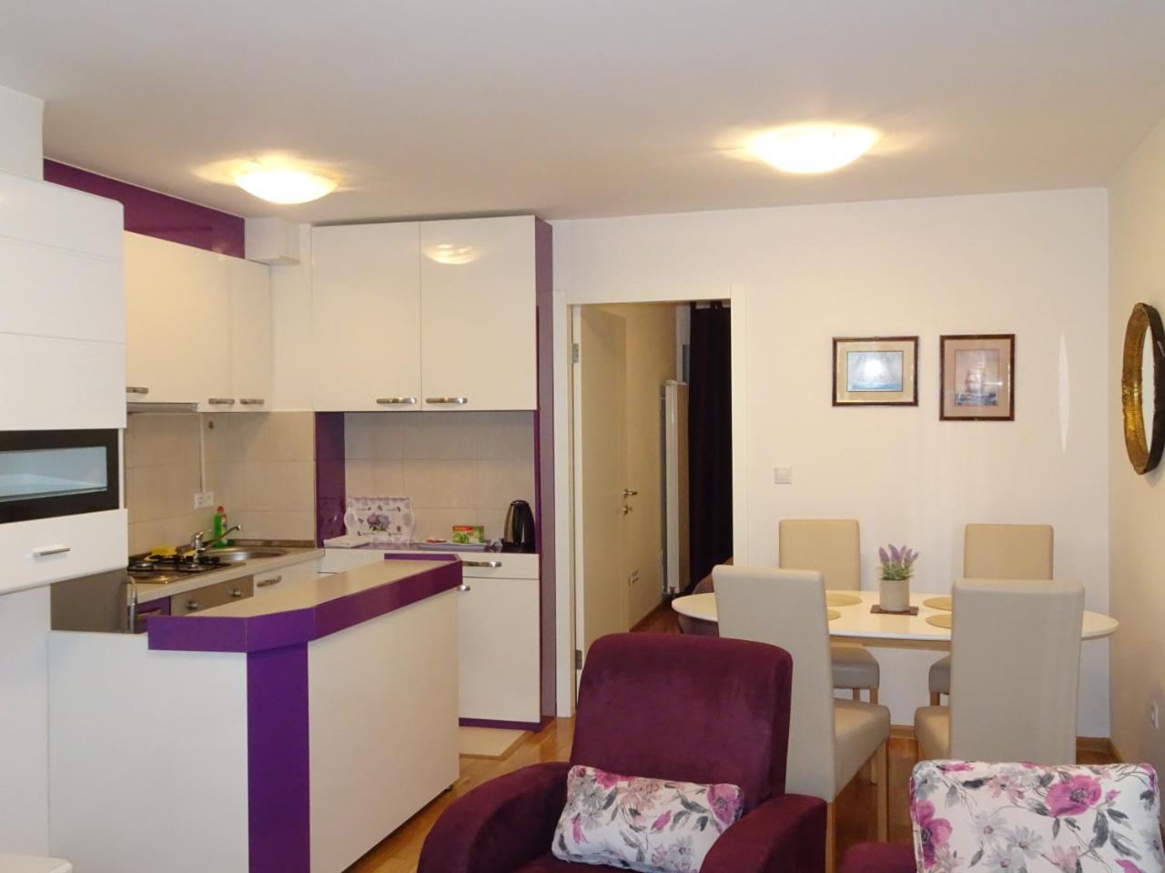 Quiet Apartment In City Center, Free Private Parking Sarajevo Exterior foto